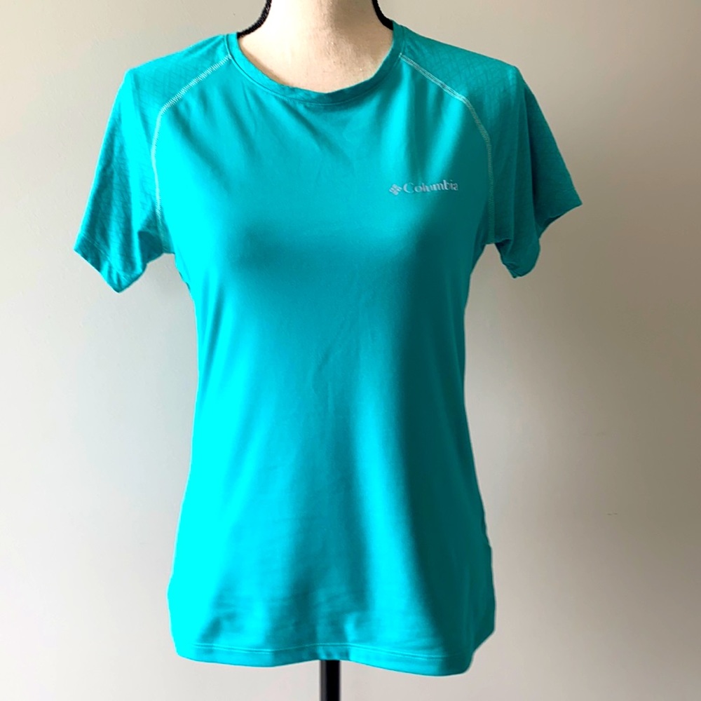Columbia Top